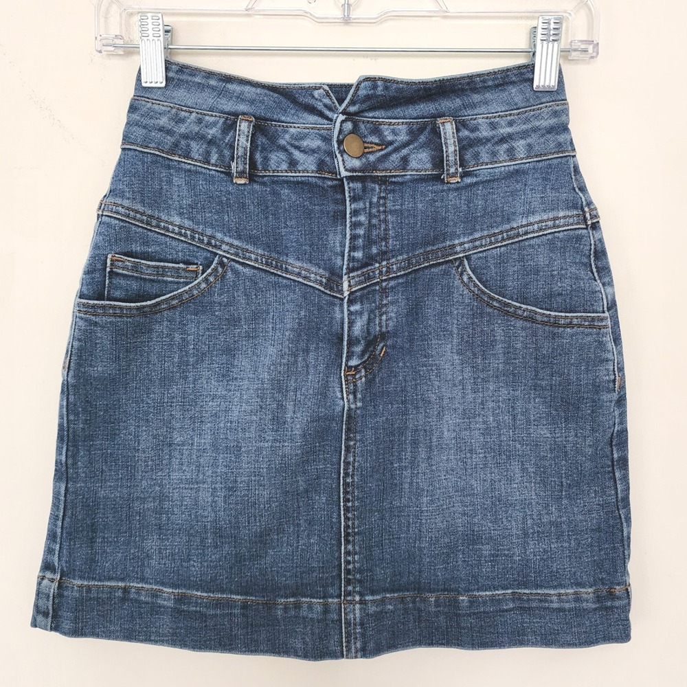 ⭐️ Y2K GB Womens High Waisted Denim Mini Skirt Medium Wash Blue Size XS